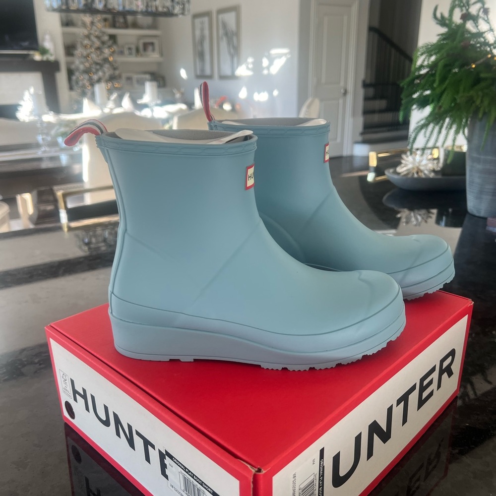 Hunter Light Blue Women’s Short Rain Boots